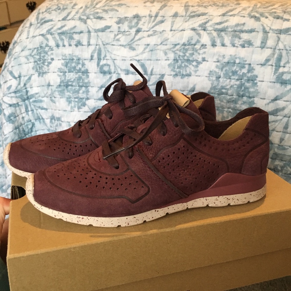 UGG Tye SZ 06 PORT